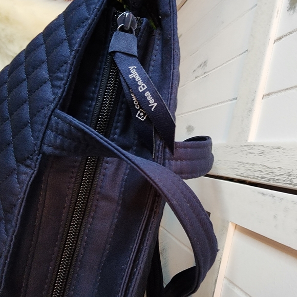 Vera Bradley Cotton Santa Turtle Tote Bag - Picture 10 of 10